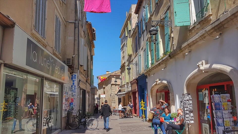 la rue Réattu à Arles