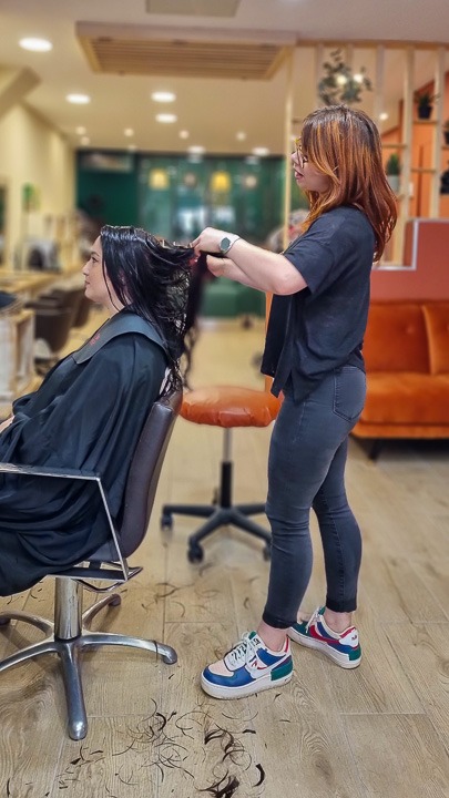 Terre de beauté, salon de coiffure à Arles spécialisé dans la coloration végétale